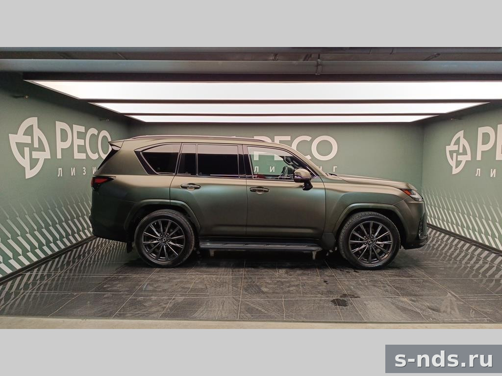 LEXUS LX600 2023г.