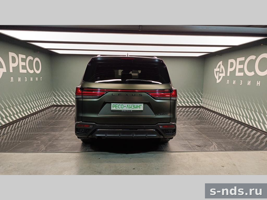 LEXUS LX600 2023г.