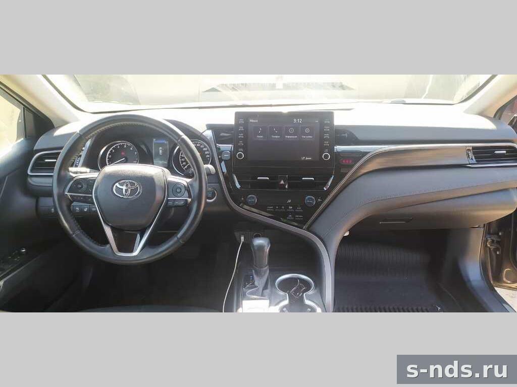 TOYOTA Camry Elegance 2021г.