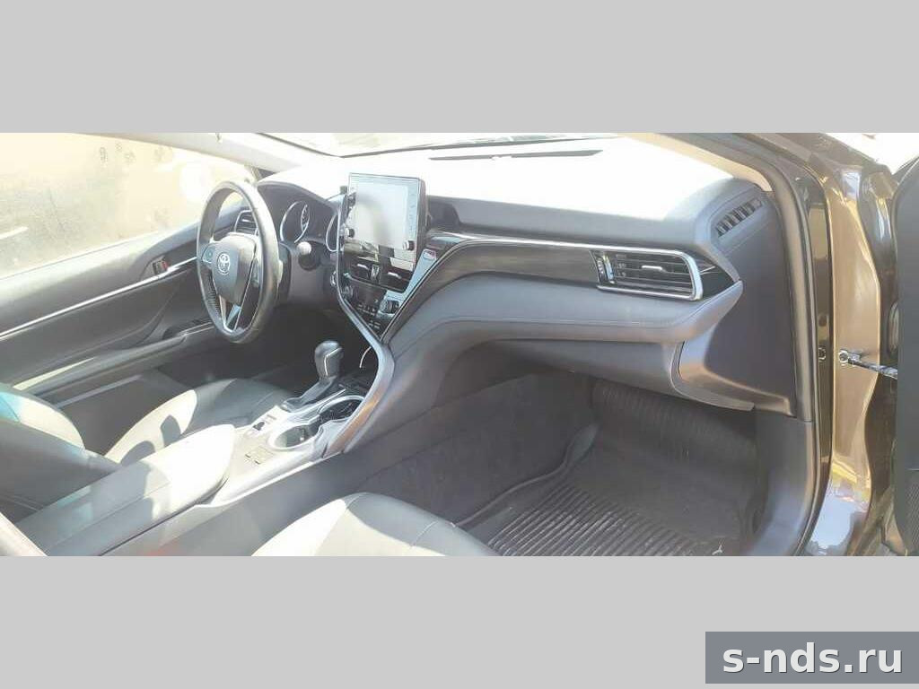 TOYOTA Camry Elegance 2021г.