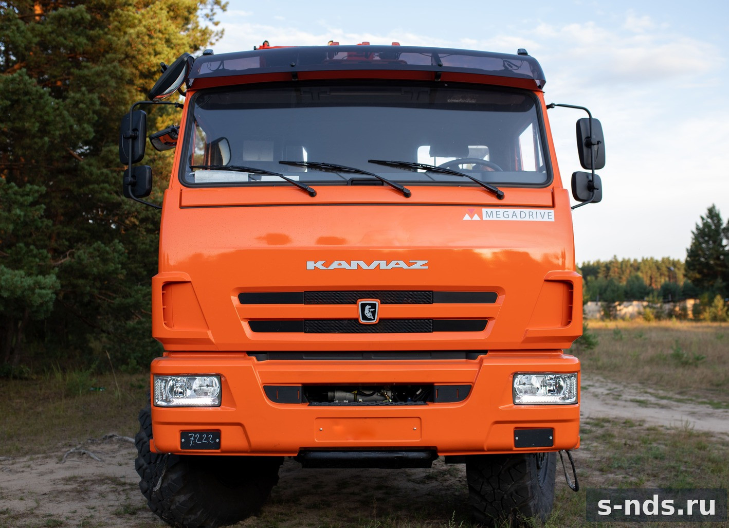 КМУ 8т. Kanglim KS 2057 на шасси 6х6 КАМАЗ 43118
