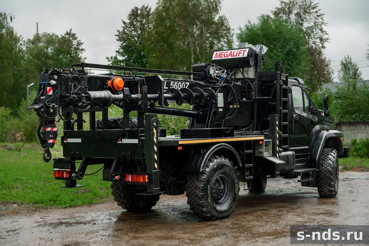 Бурильно-крановая машина ML 5600Z на шасси УРАЛ 43206