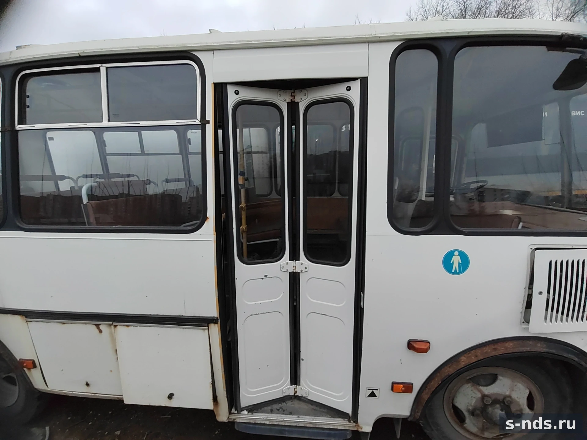 Автобус специальный