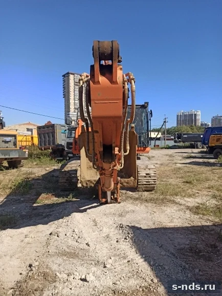 Экскаватор