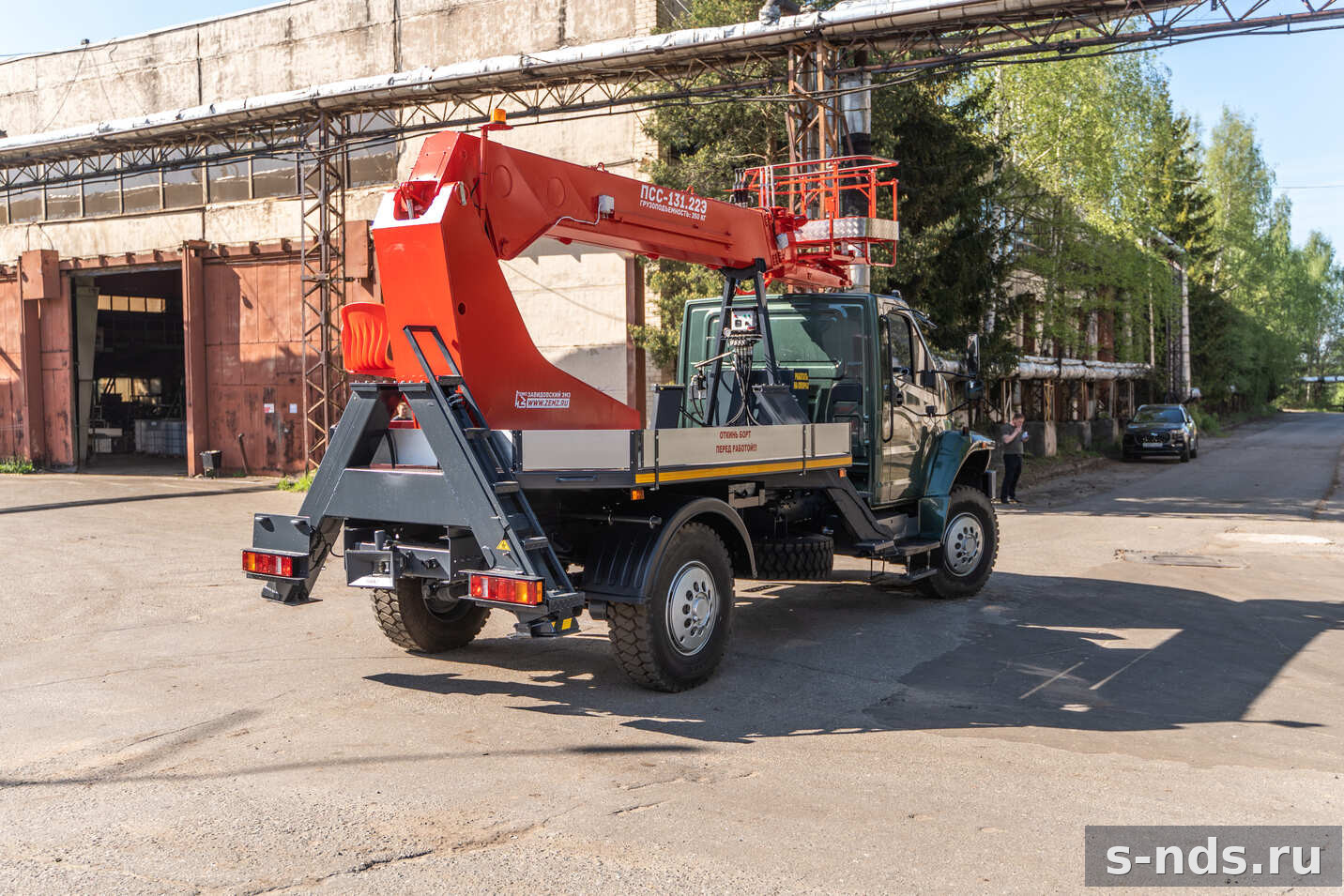 Автовышка ПСС-131.22Э на шасси УРАЛ-43206-67