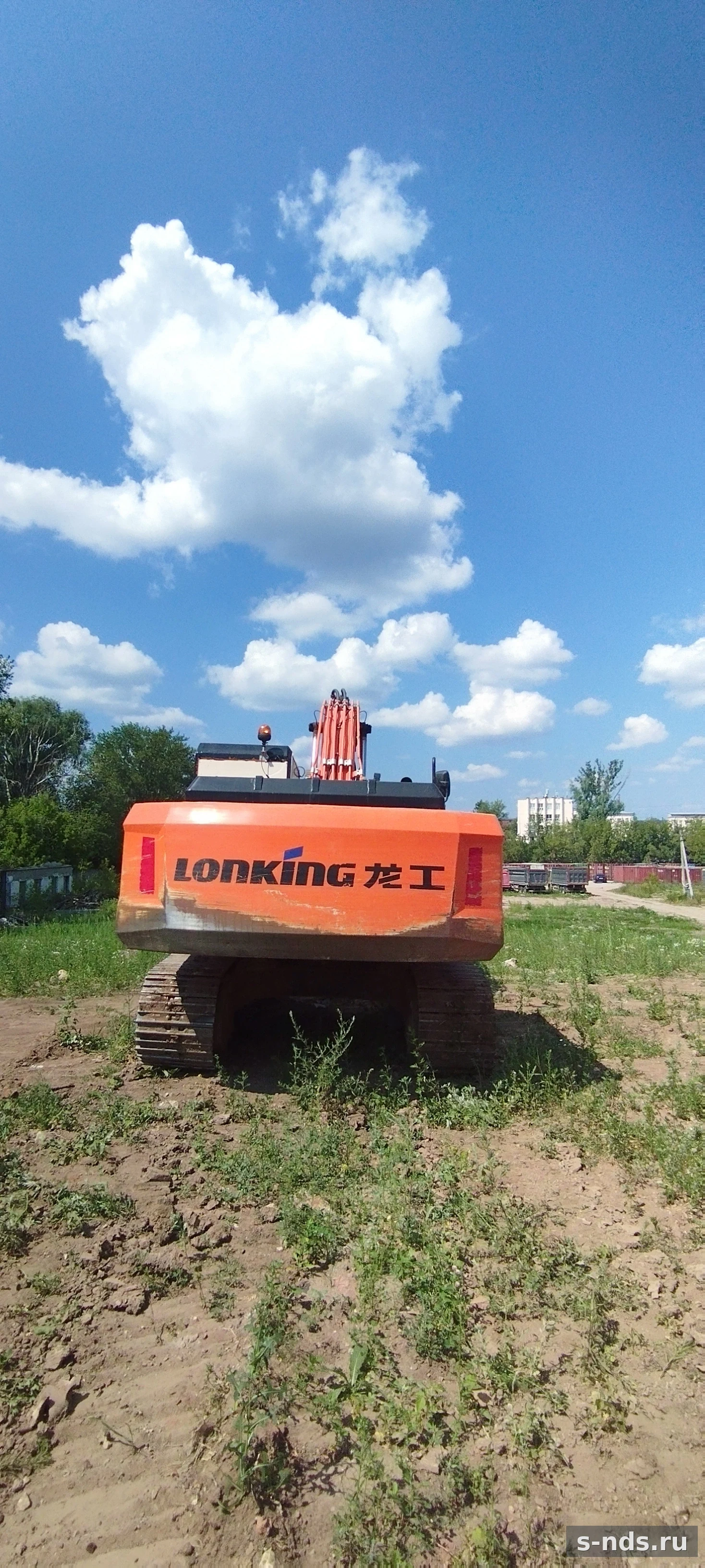 Экскаватор