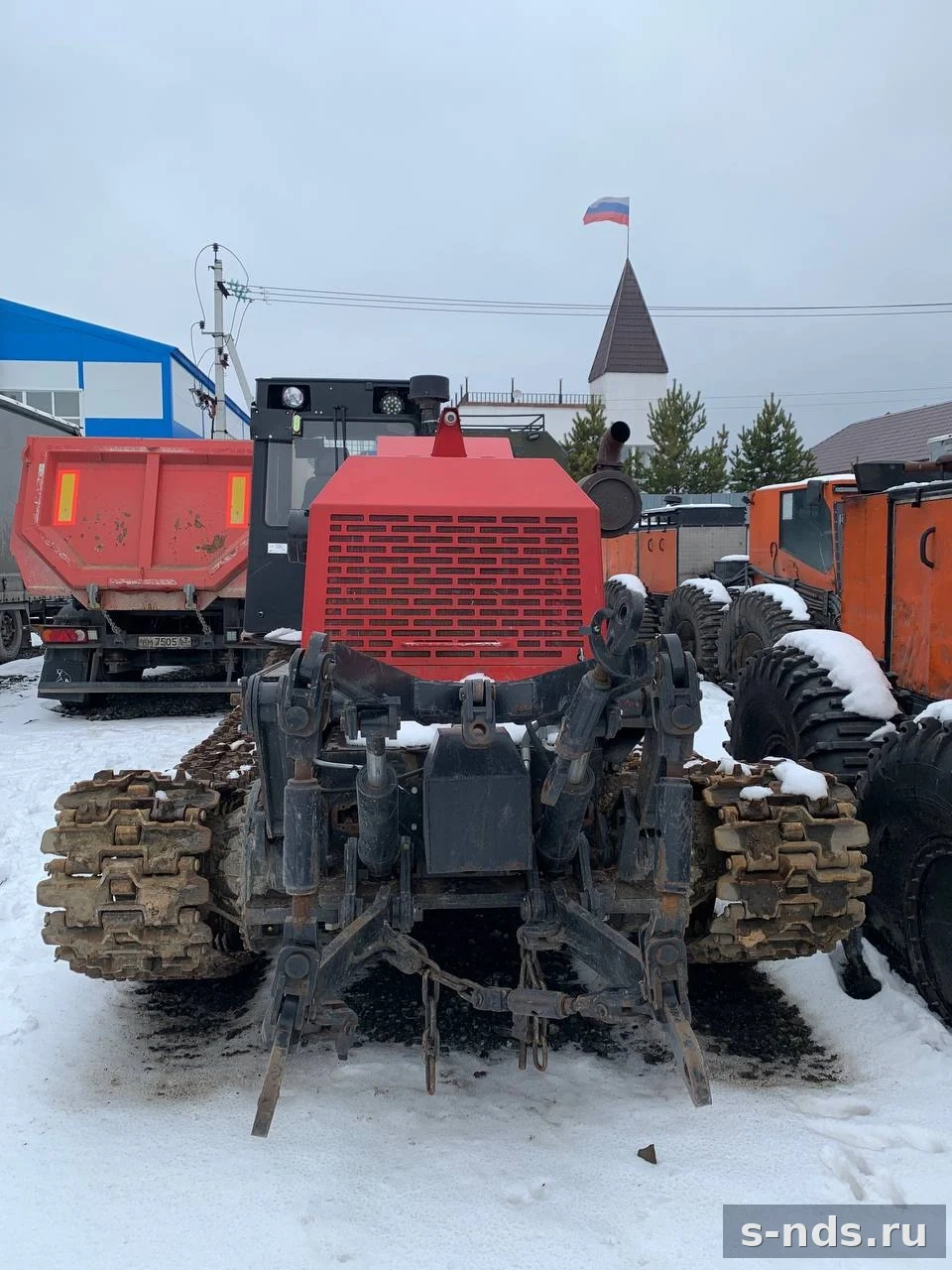 Машина универсальная лесная