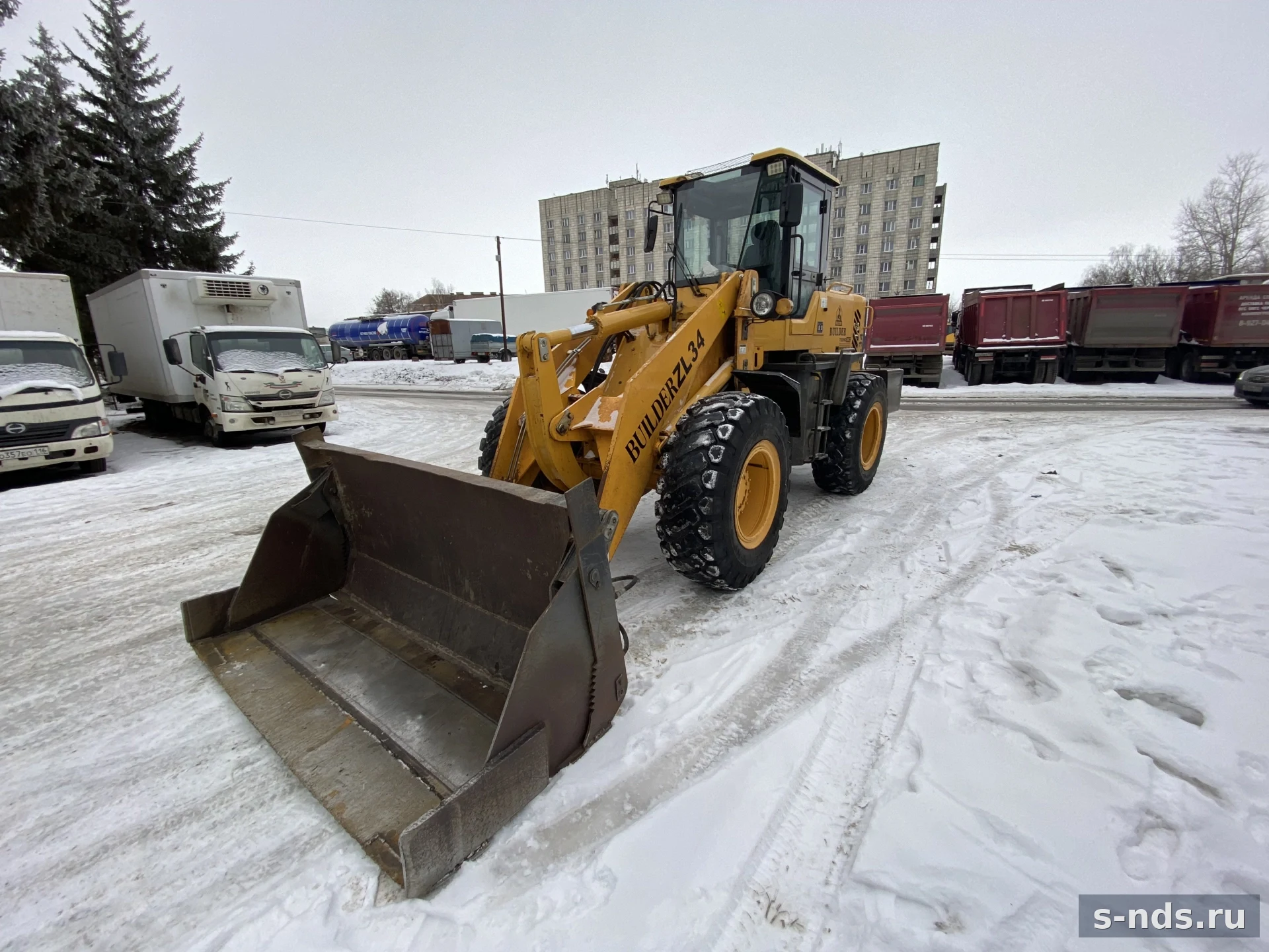 Фронтальный погрузчик