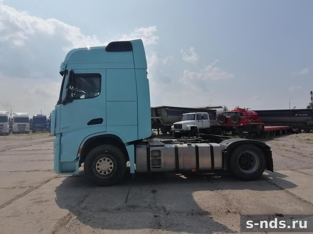 Тягач 4х2 SHACMAN SX4188YY381 2023г.