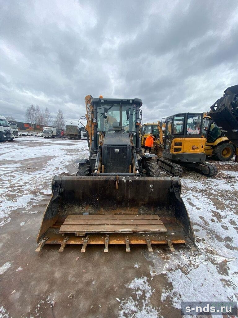 Экскаватор-погрузчик CASE 570ST 2022г.