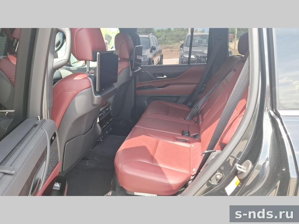 LEXUS LX500d LUXURY+ 2024г.