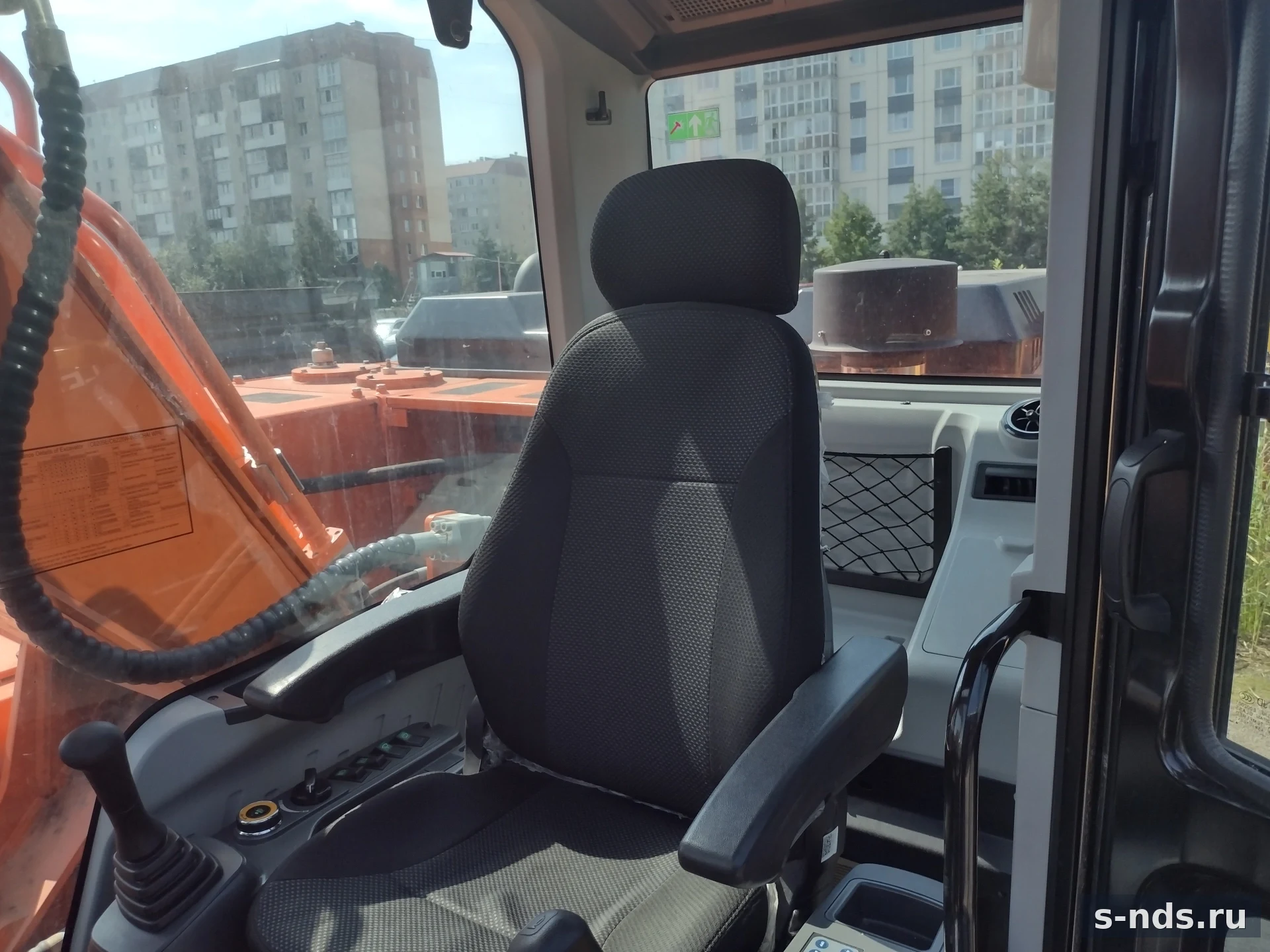 Экскаватор