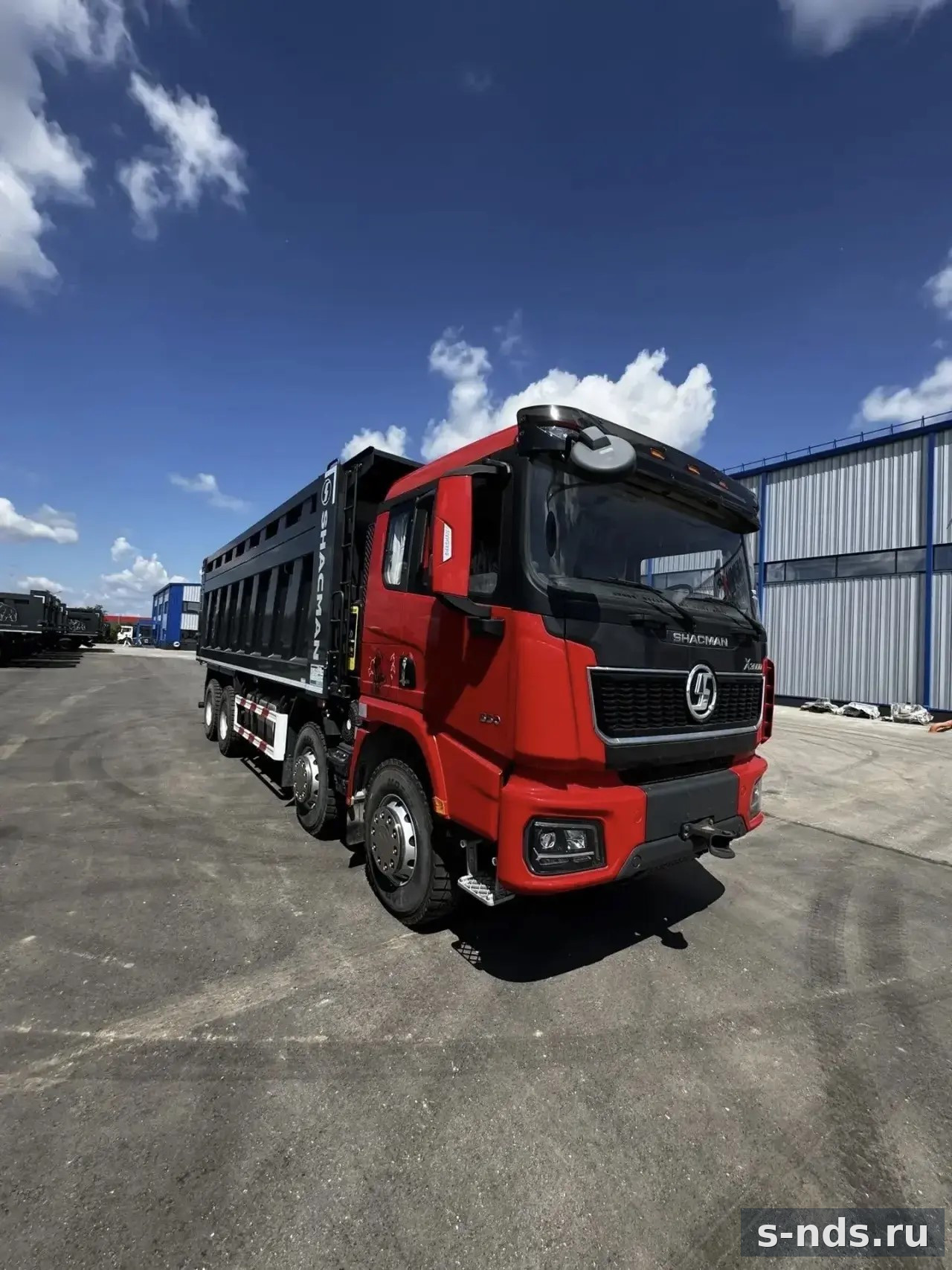 Самосвал SHACMAN 8х4 SX331863366, Х3000 550 л.с. Рестайлинг