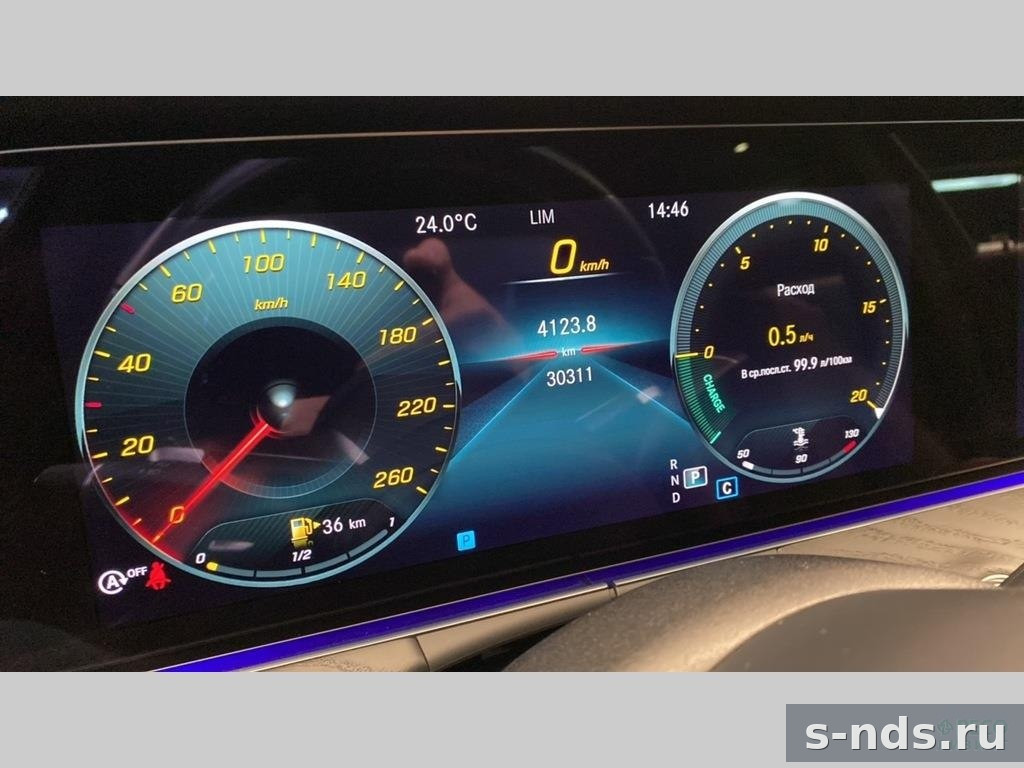 MERCEDES-BENZ E 220 d 4MATIC 2022г.
