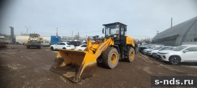 Фронтальный погрузчик