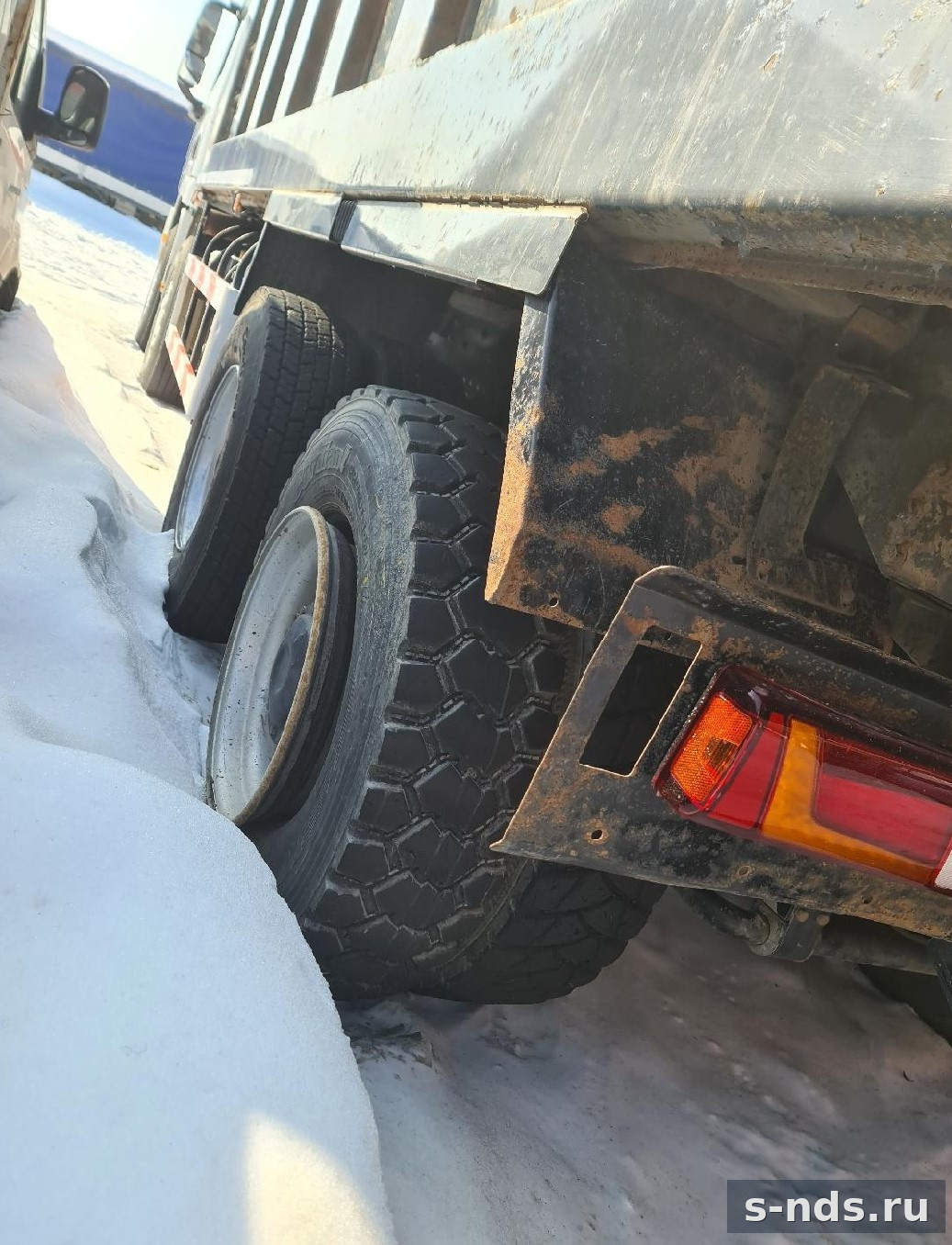 Самосвал Shacman SX33186V366 2024