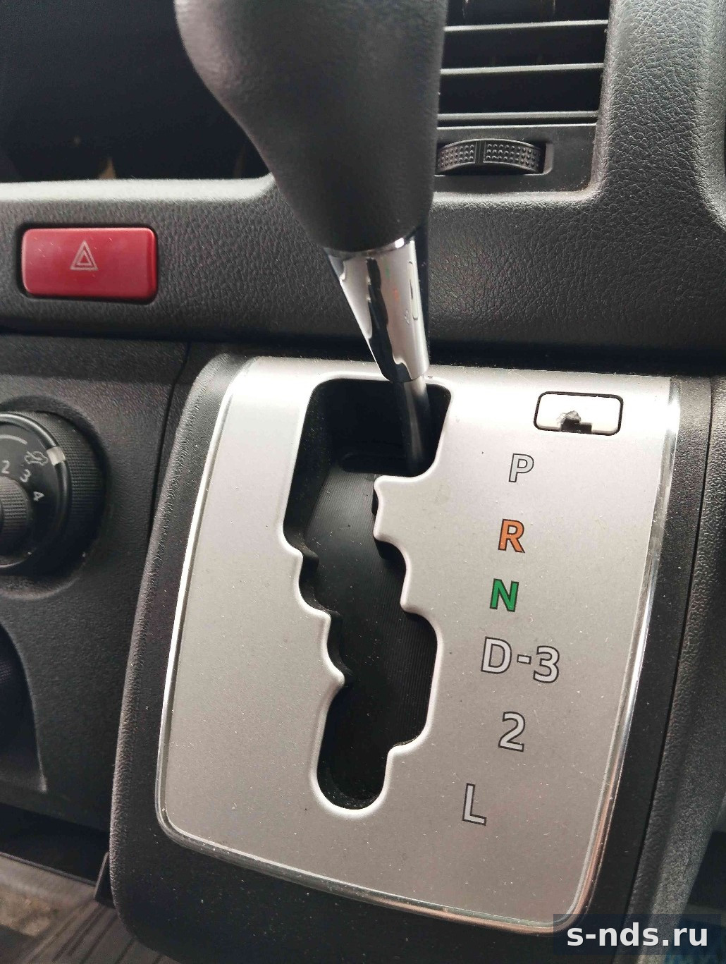 Toyota Hiace 2.0 AT, 2016