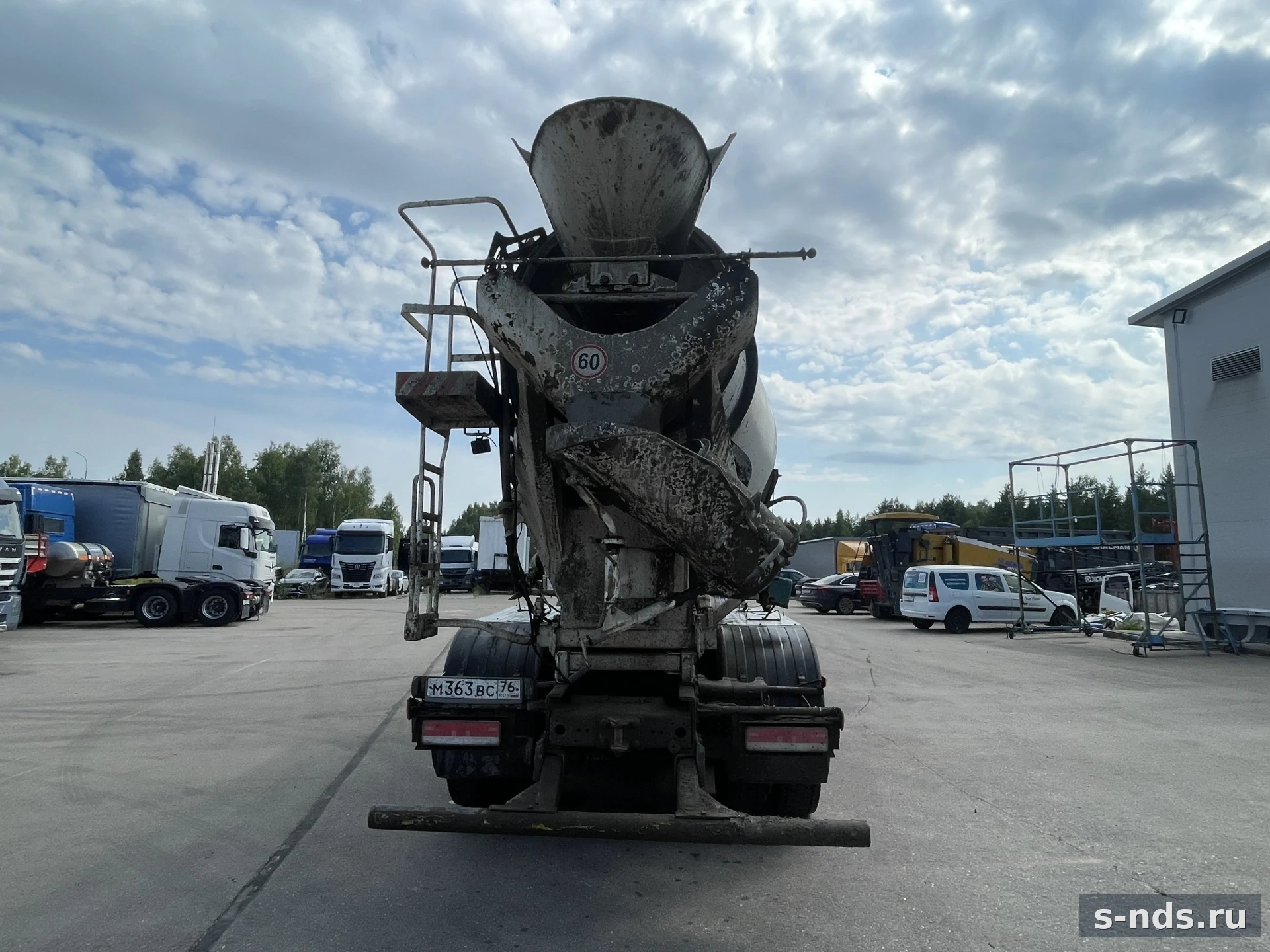 Бетоносмеситель