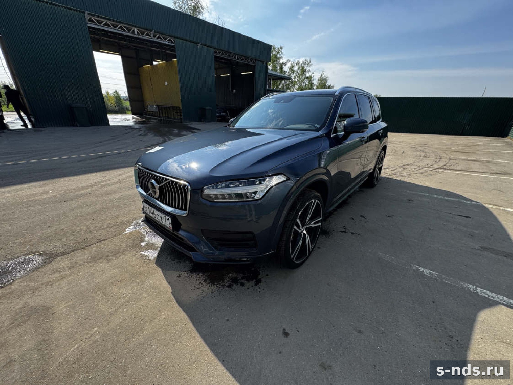 Volvo XC90 2.0 2020г.