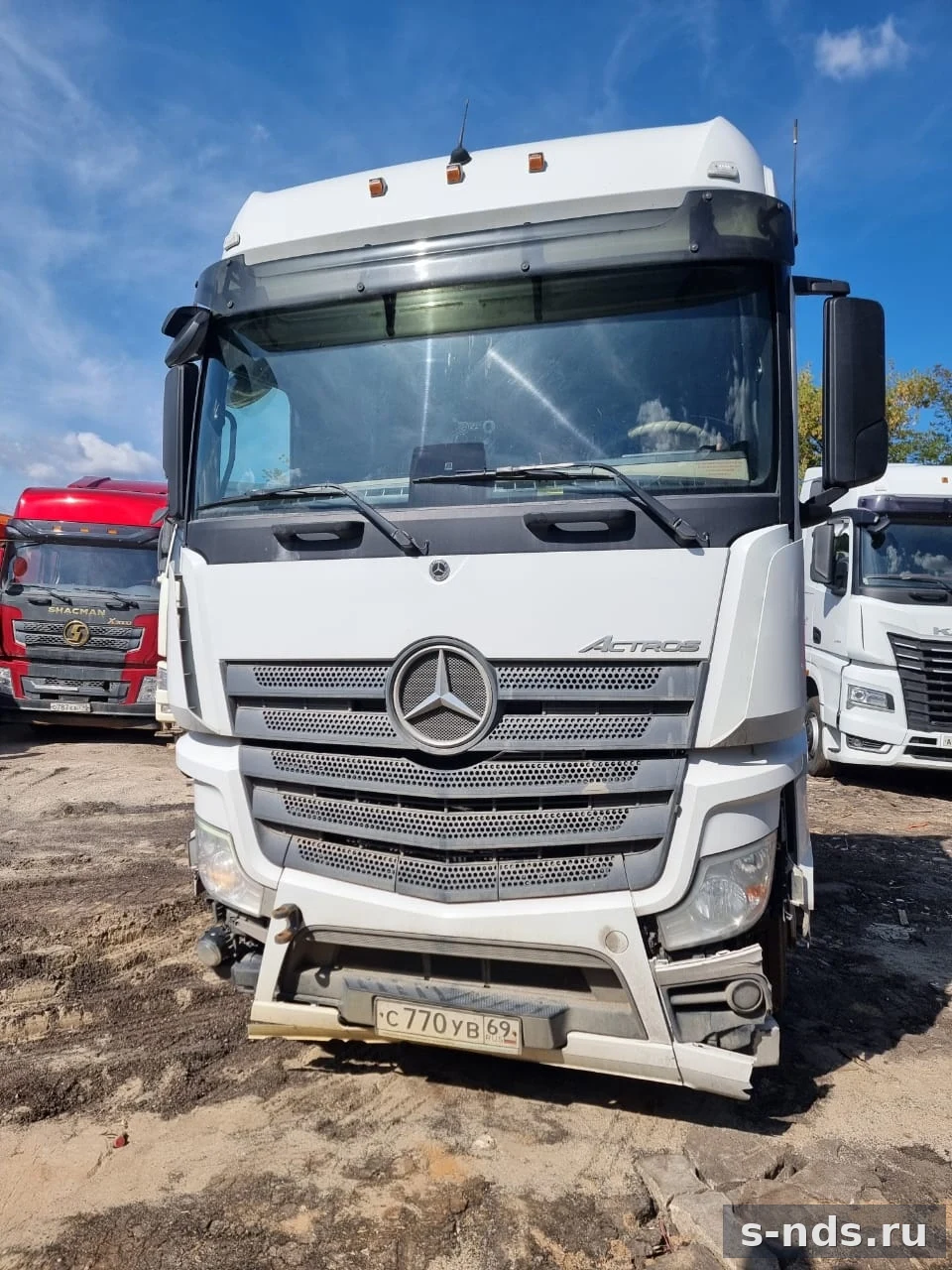 MERCEDES-BENZ
