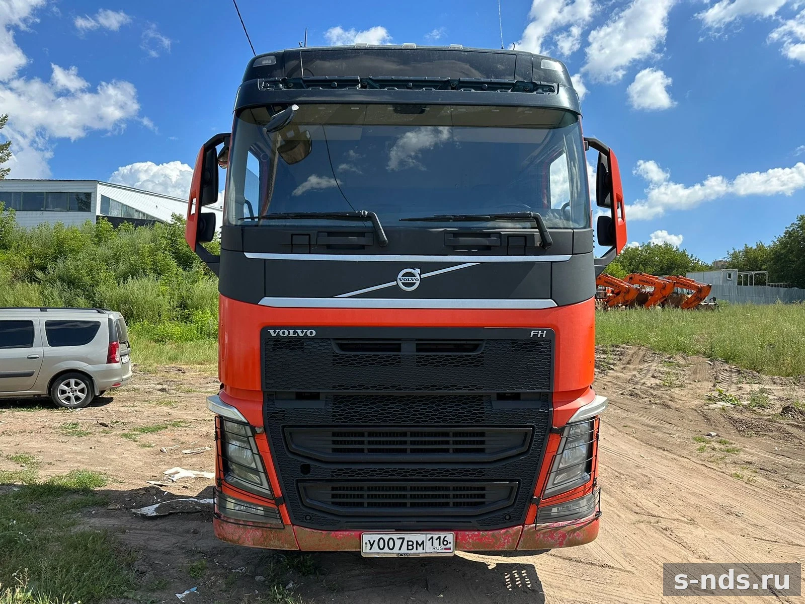 VOLVO