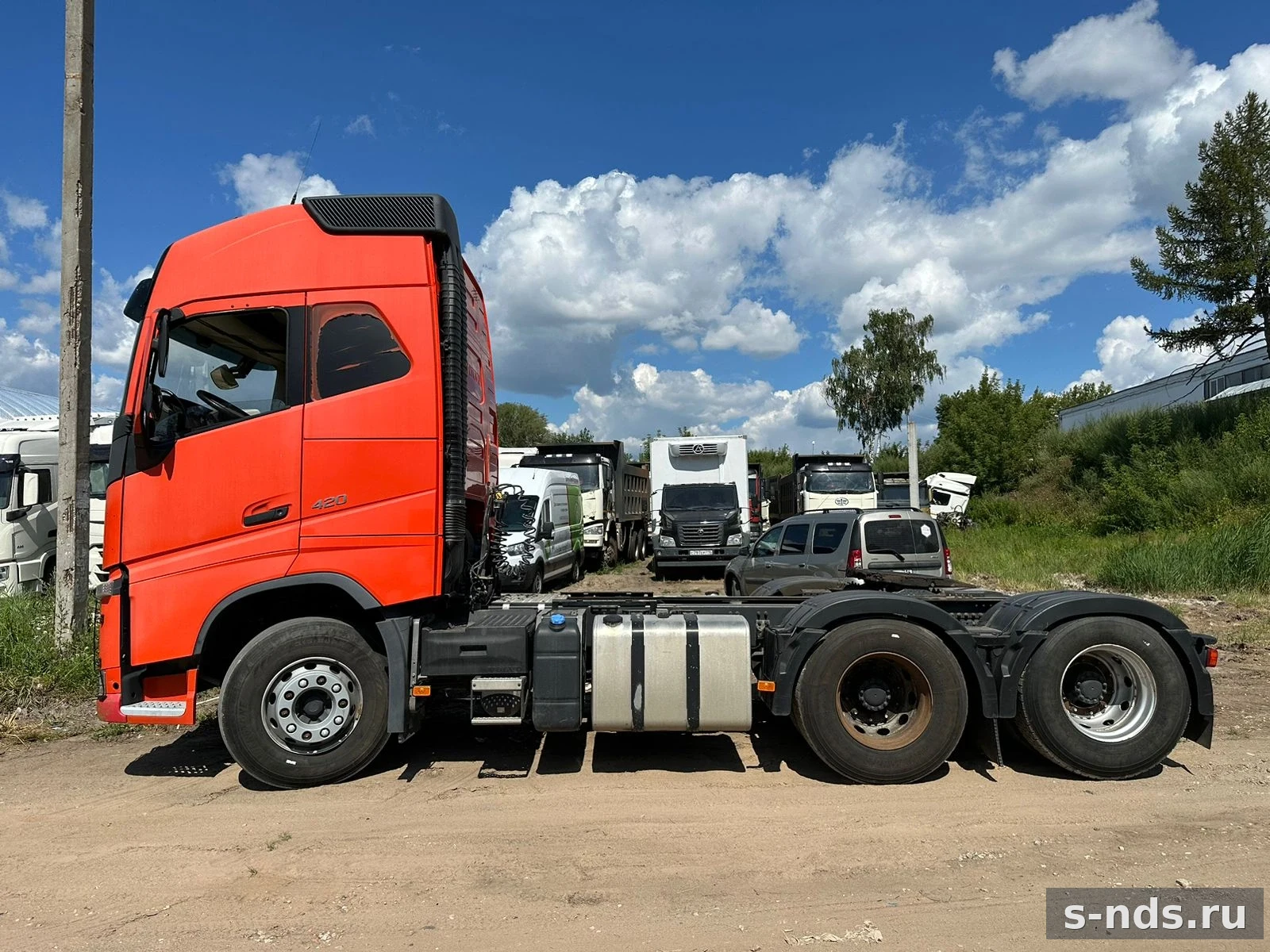 VOLVO
