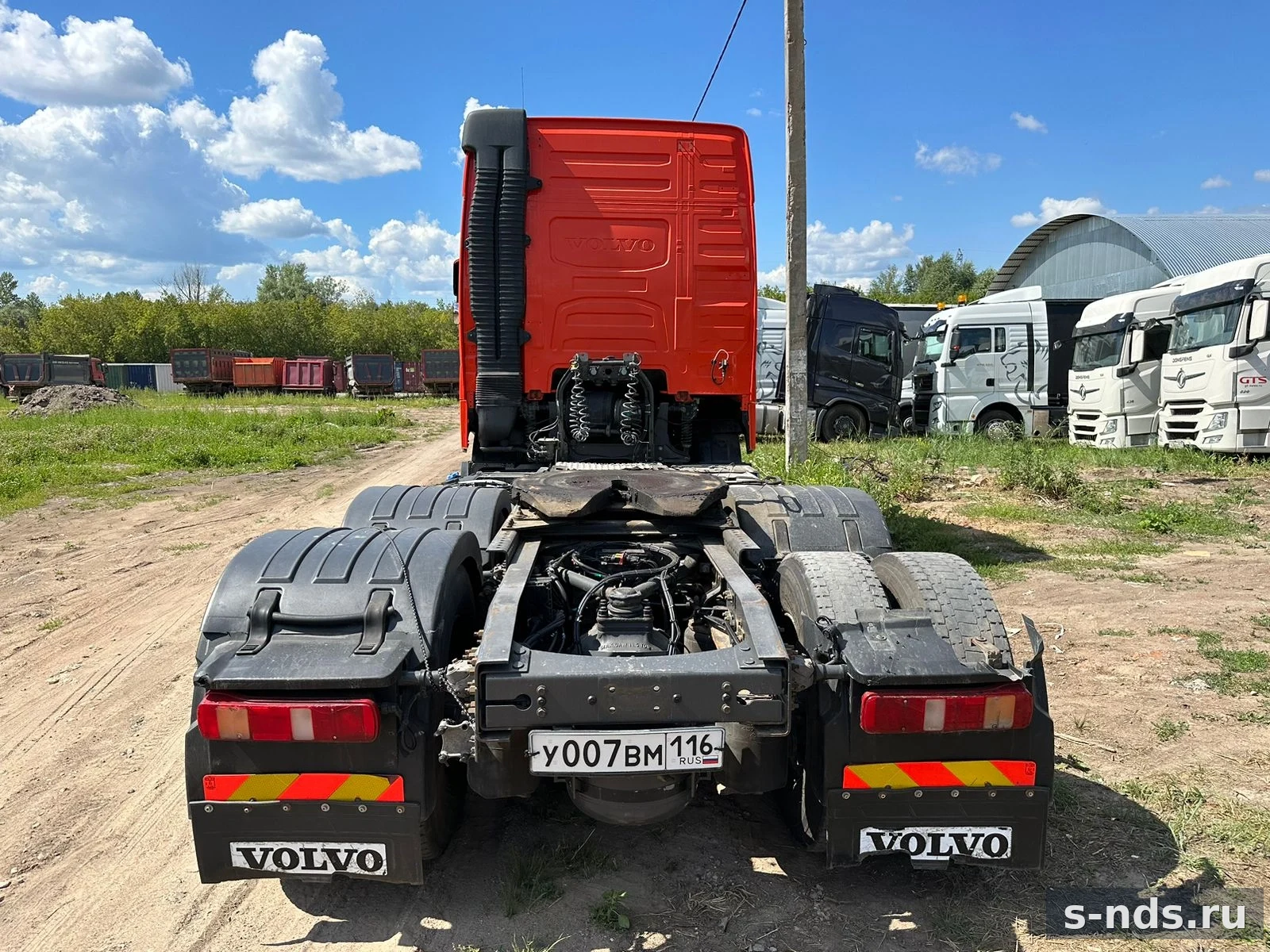 VOLVO