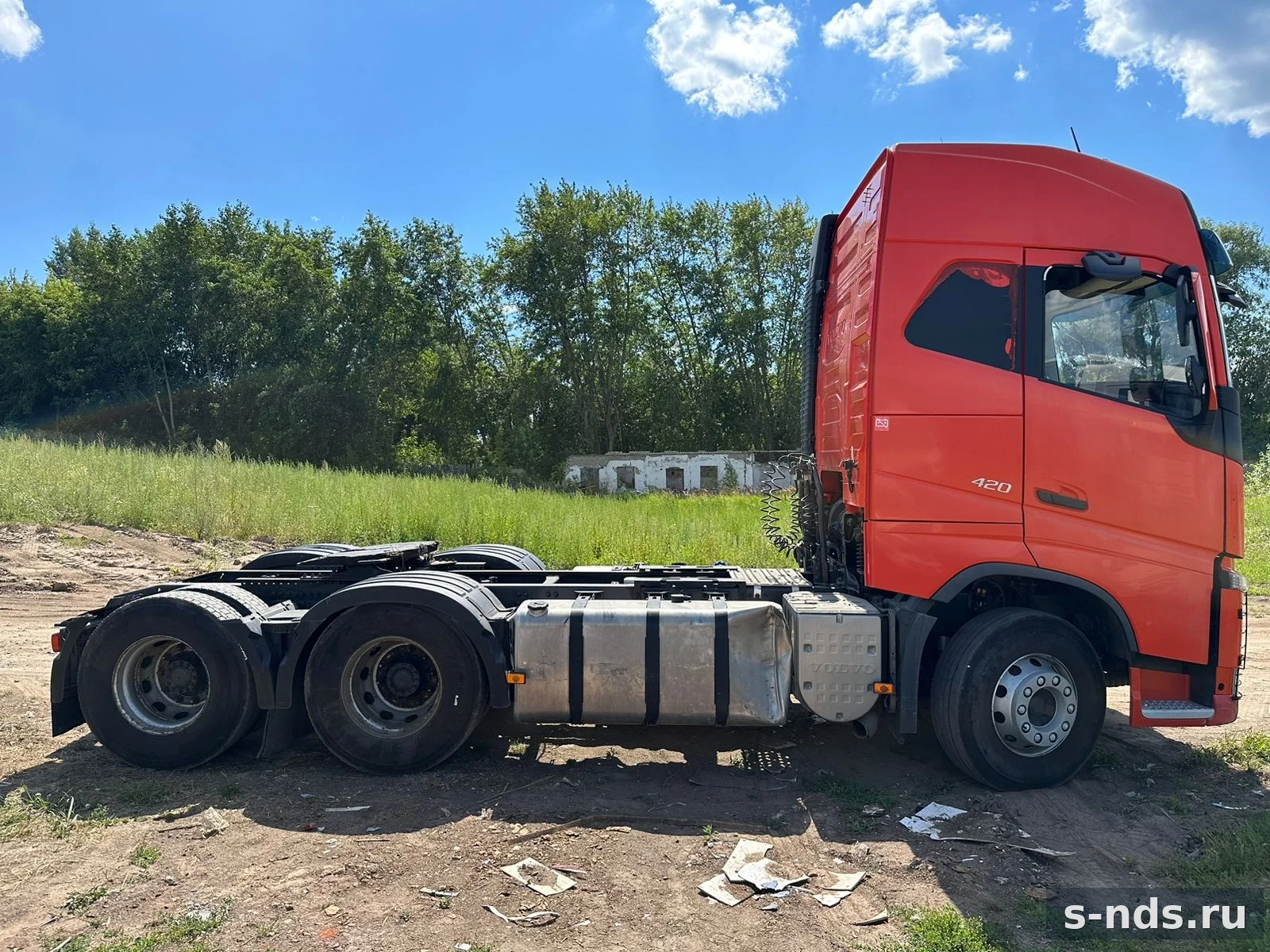 VOLVO