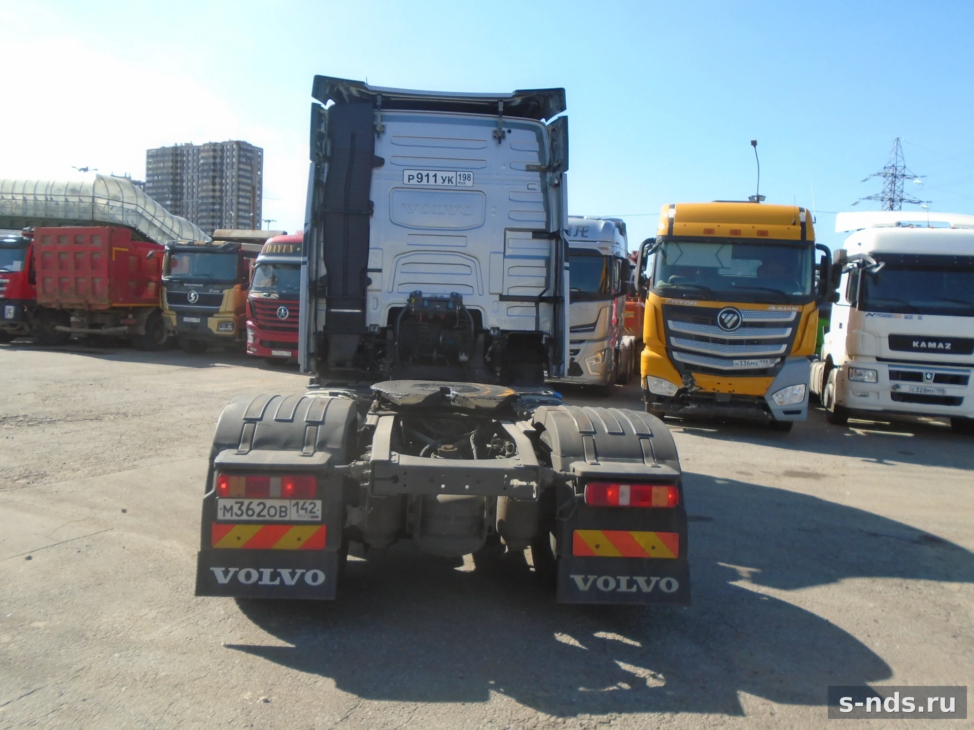 VOLVO