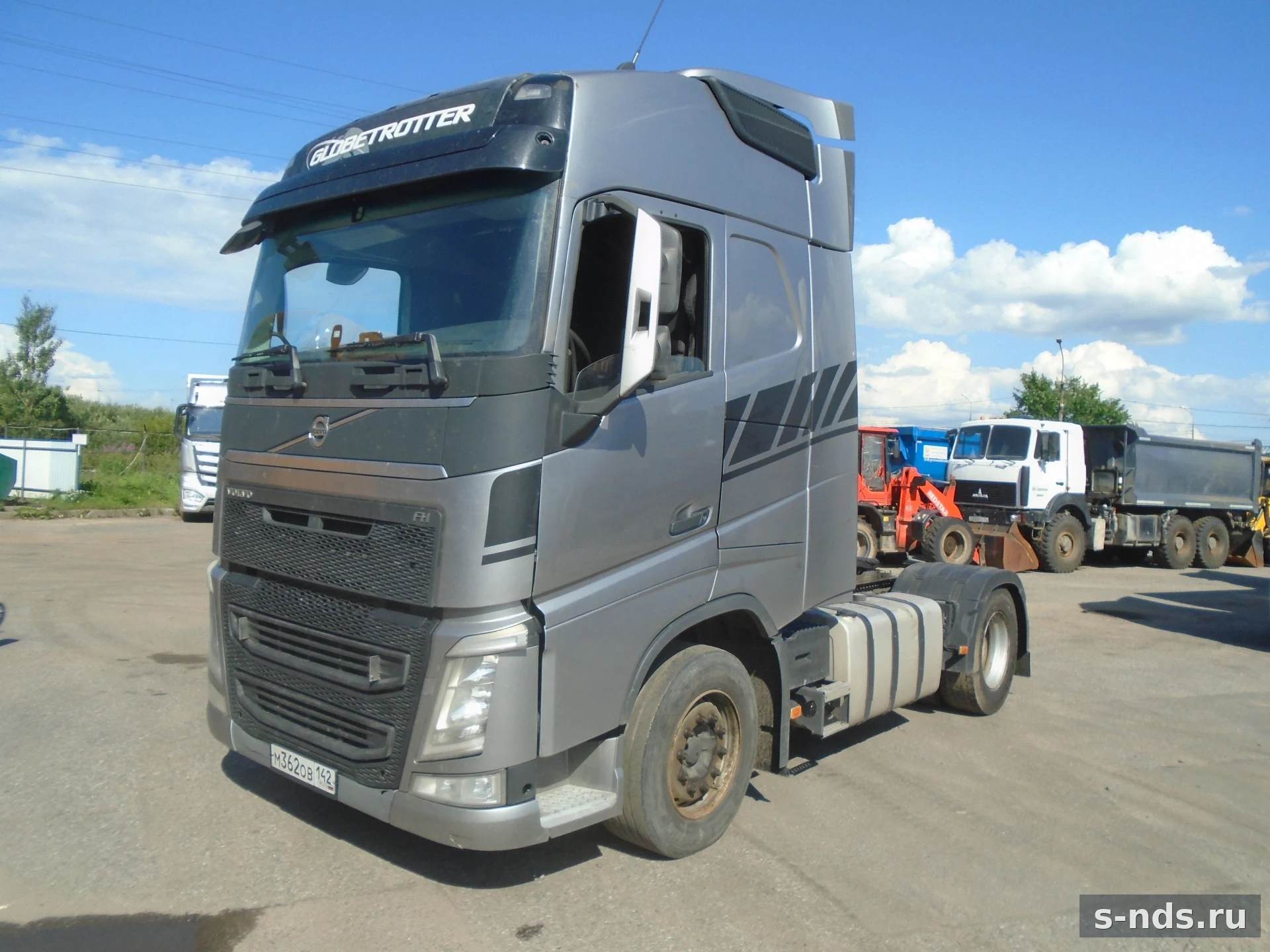 VOLVO
