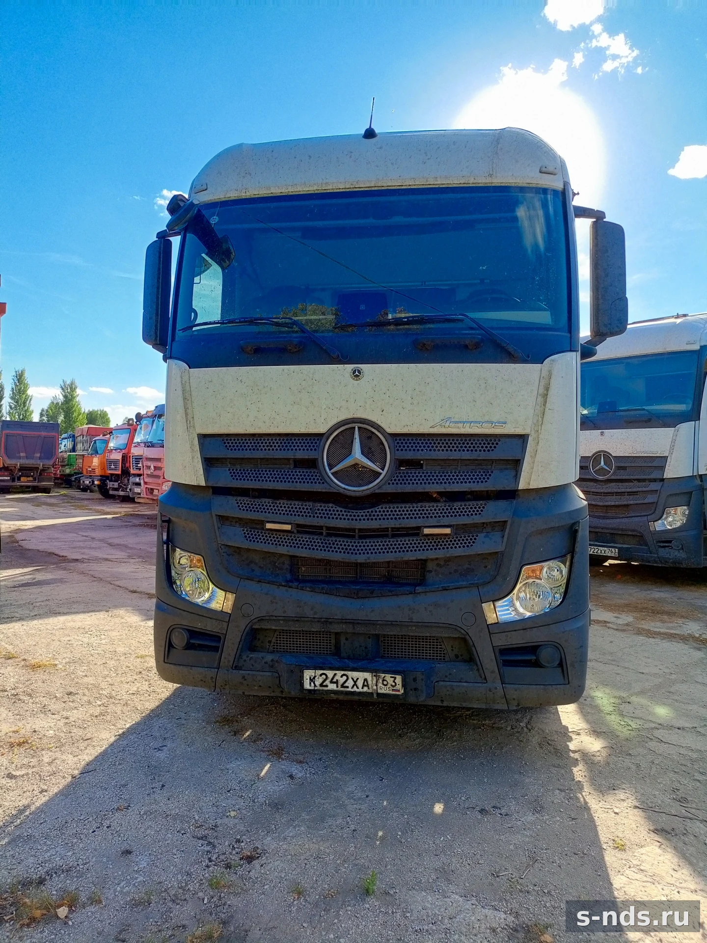 MERCEDES-BENZ