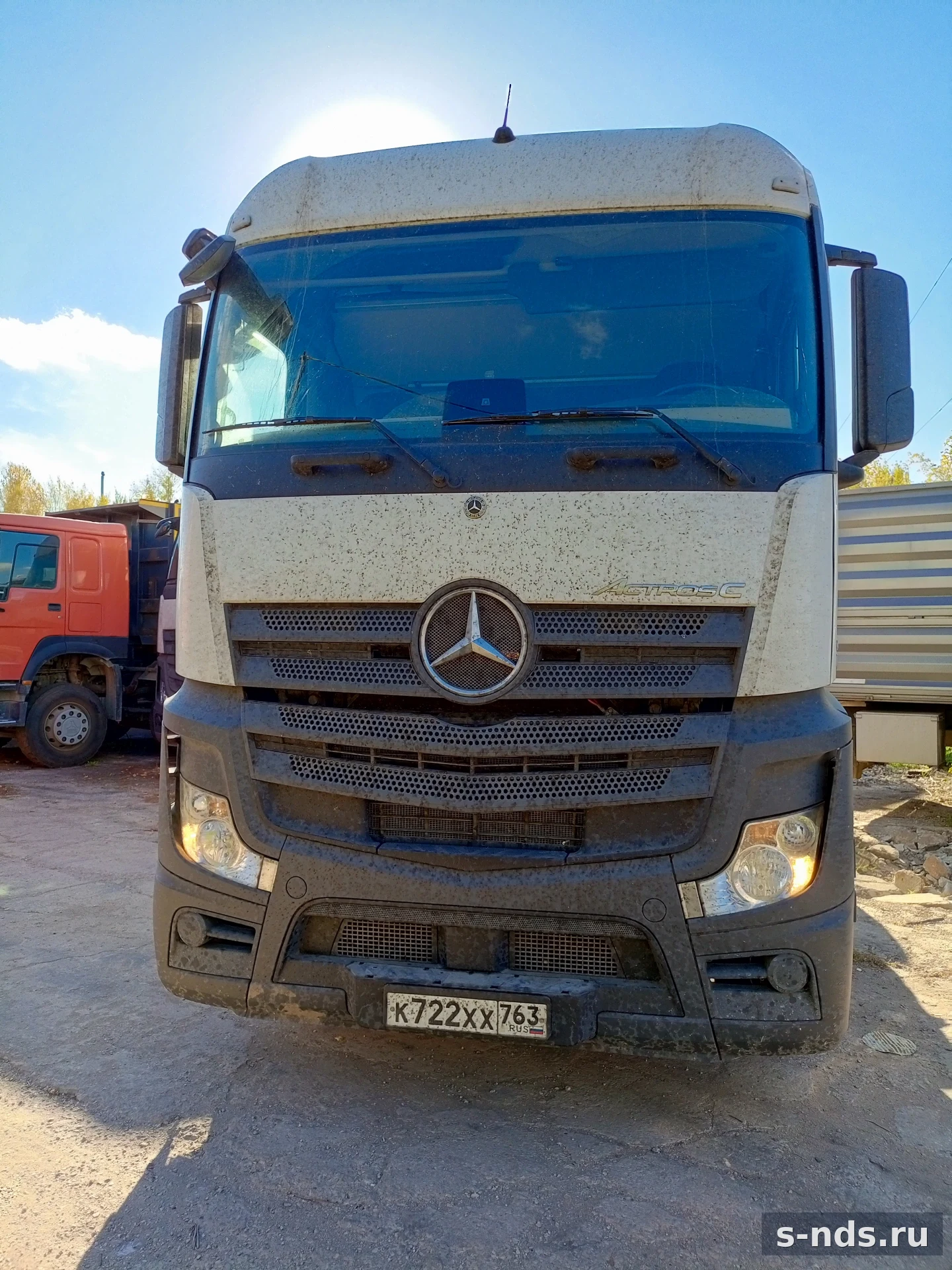 MERCEDES-BENZ