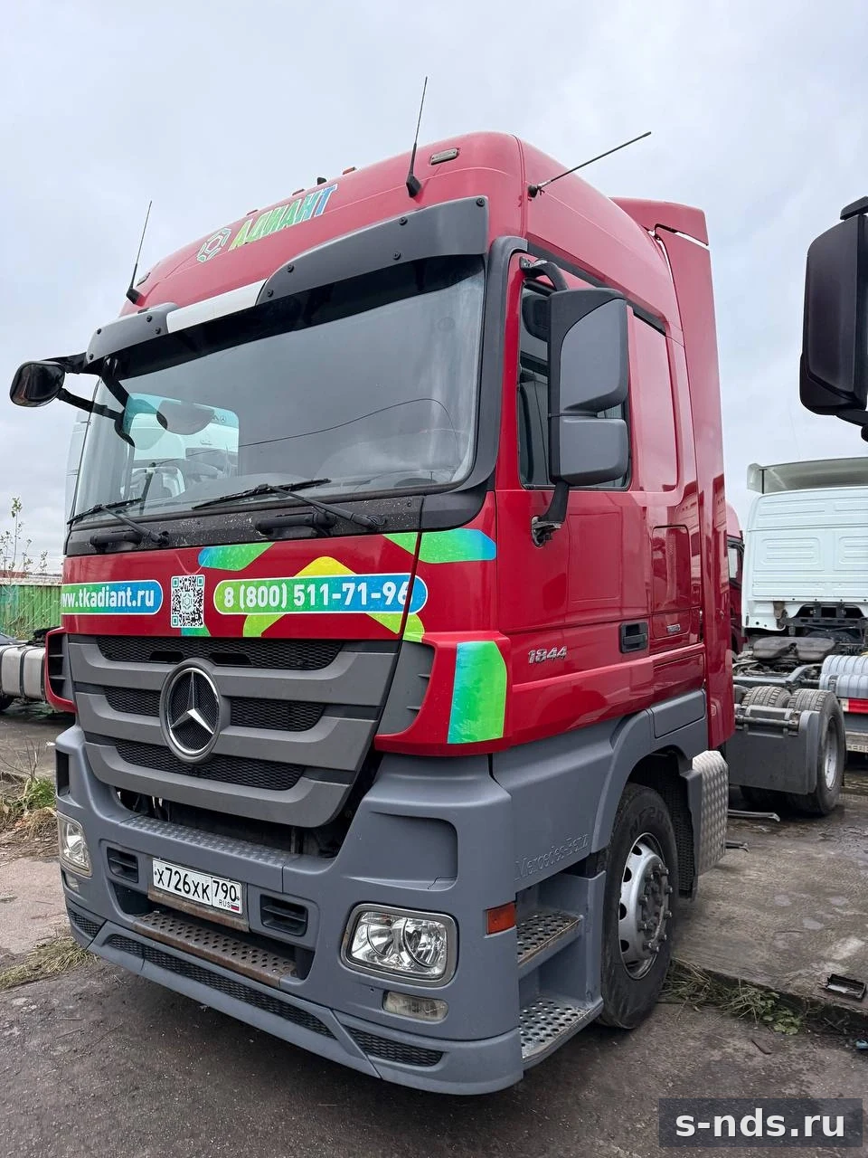 MERCEDES-BENZ