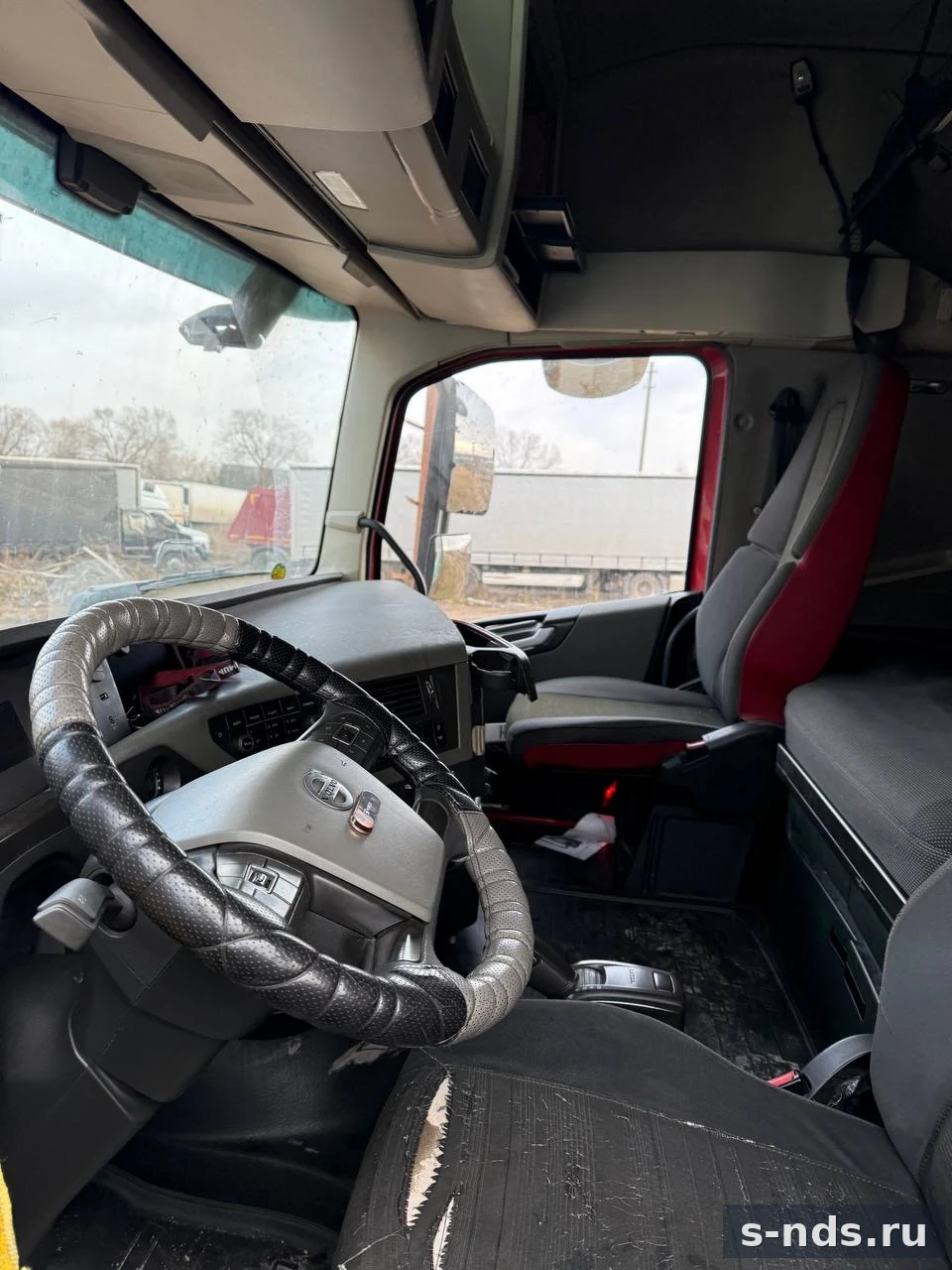 VOLVO