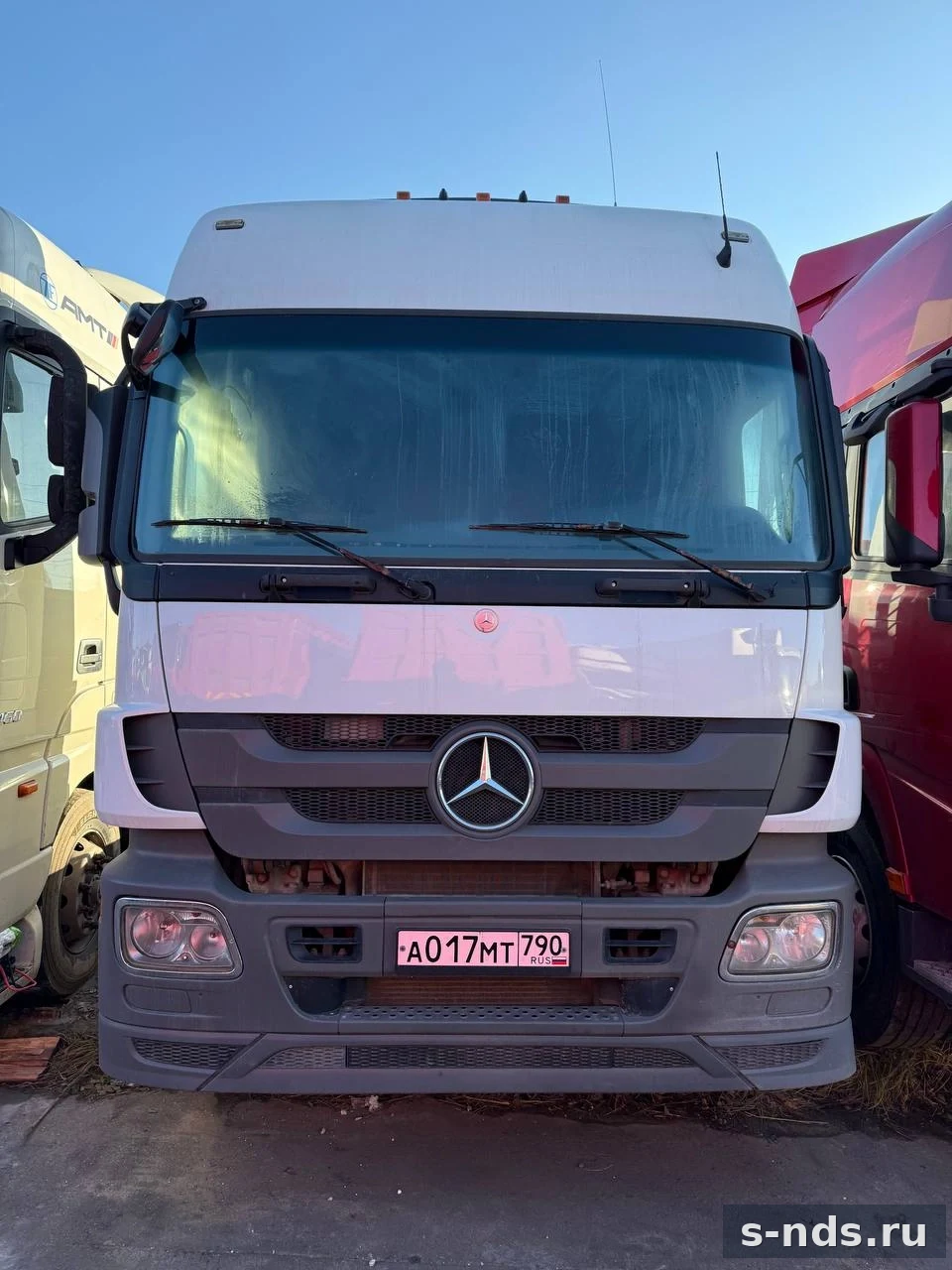 MERCEDES-BENZ