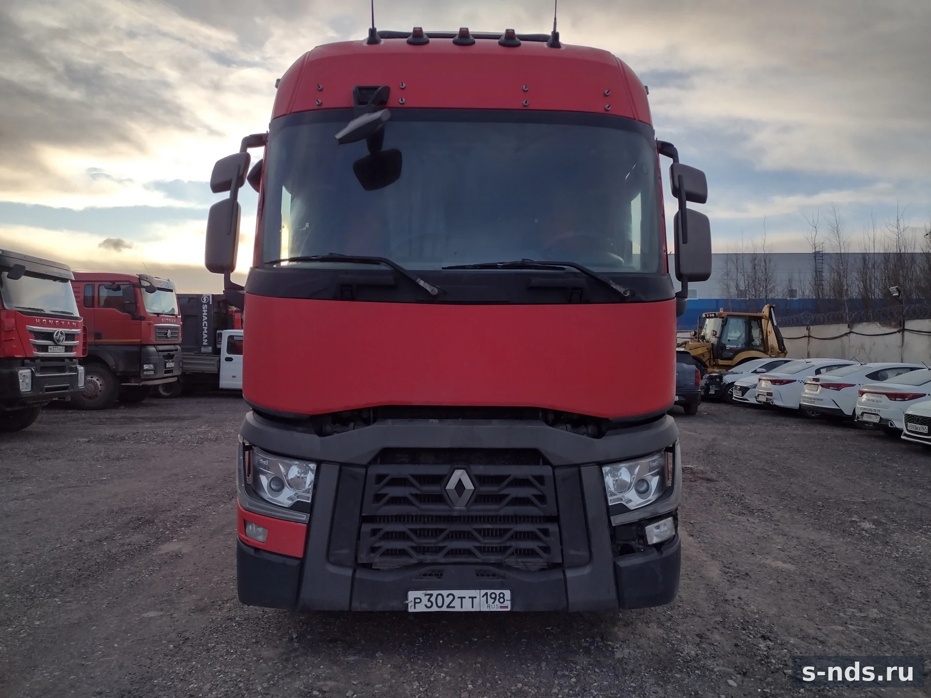 RENAULT