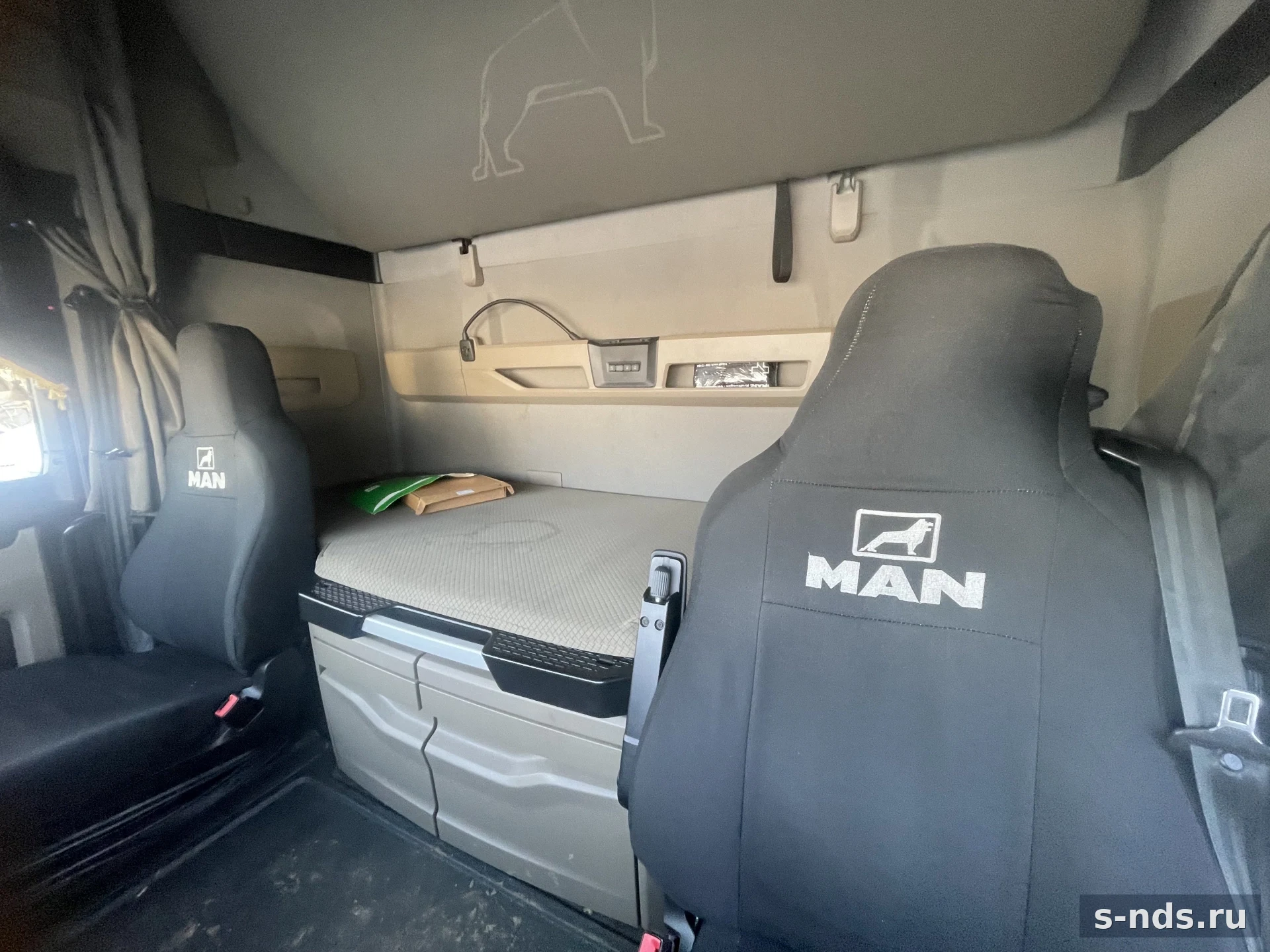 MAN