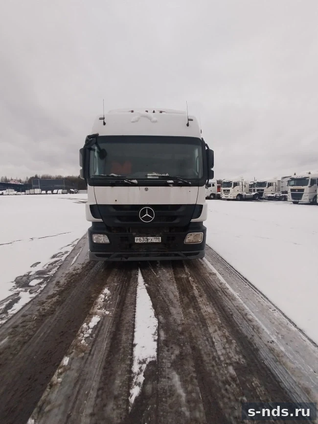 MERCEDES-BENZ