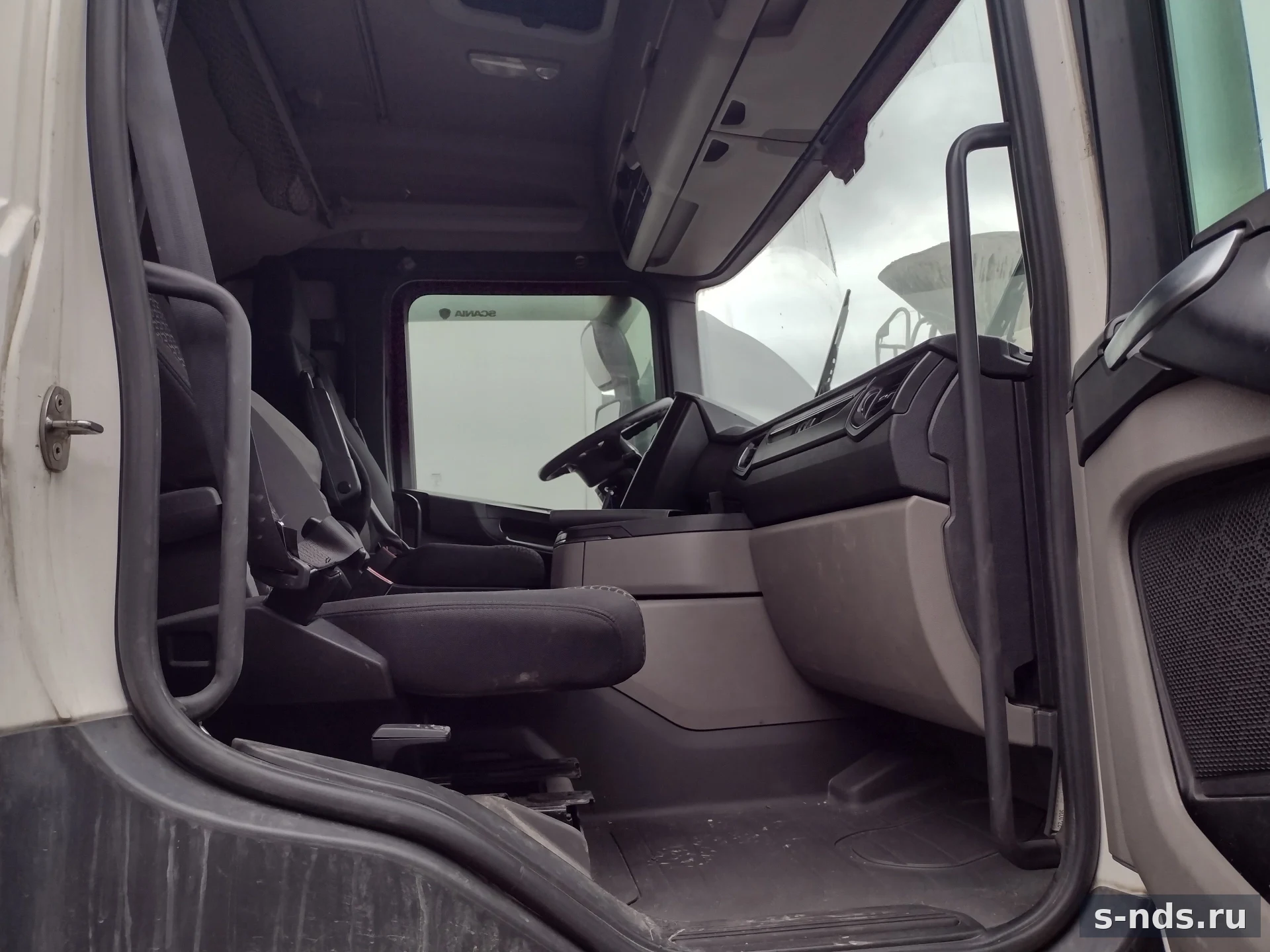 SCANIA