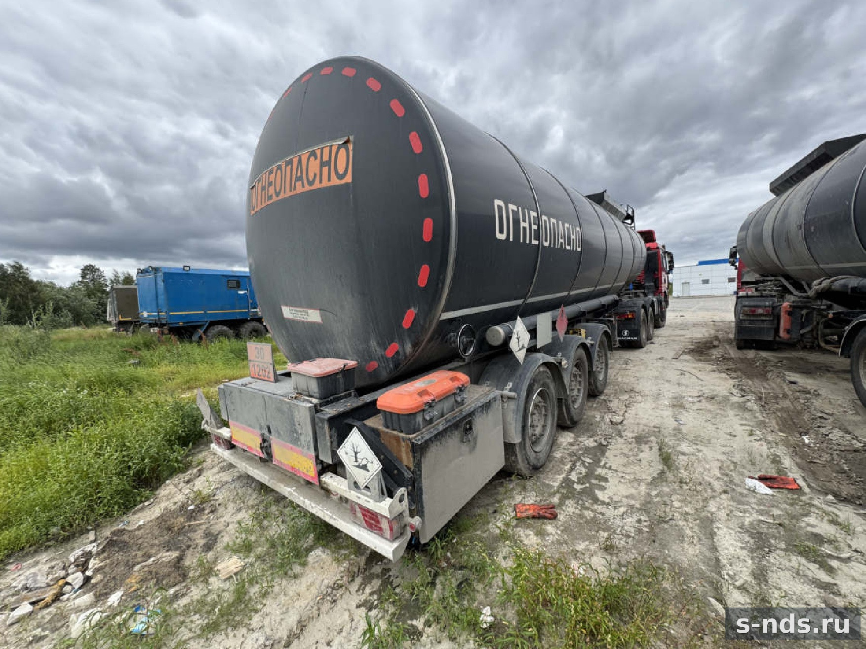 Специализированный полуприцеп-цистерна NURSAN 3ANRSM