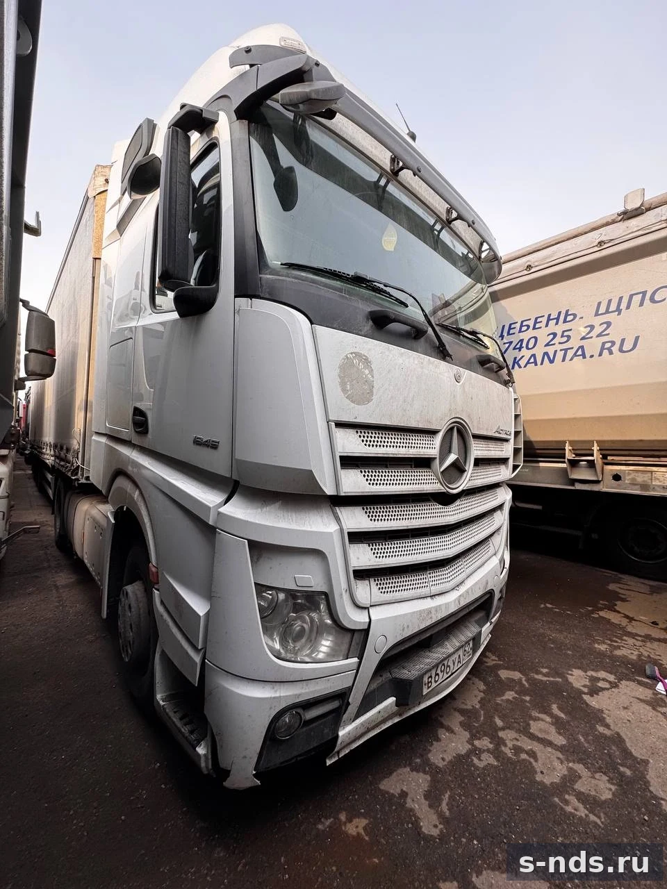 MERCEDES-BENZ