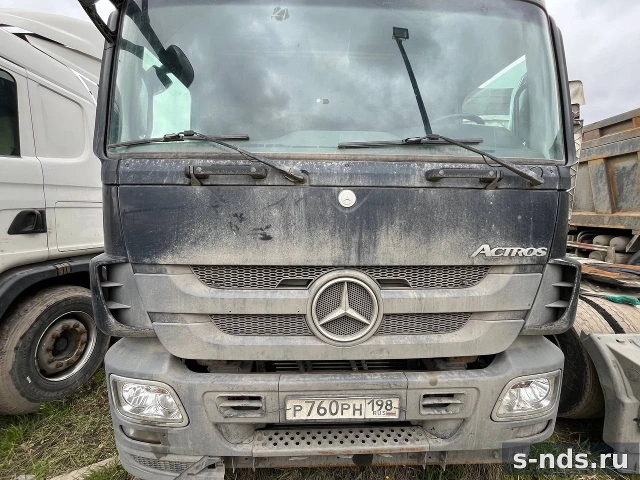 MERCEDES-BENZ
