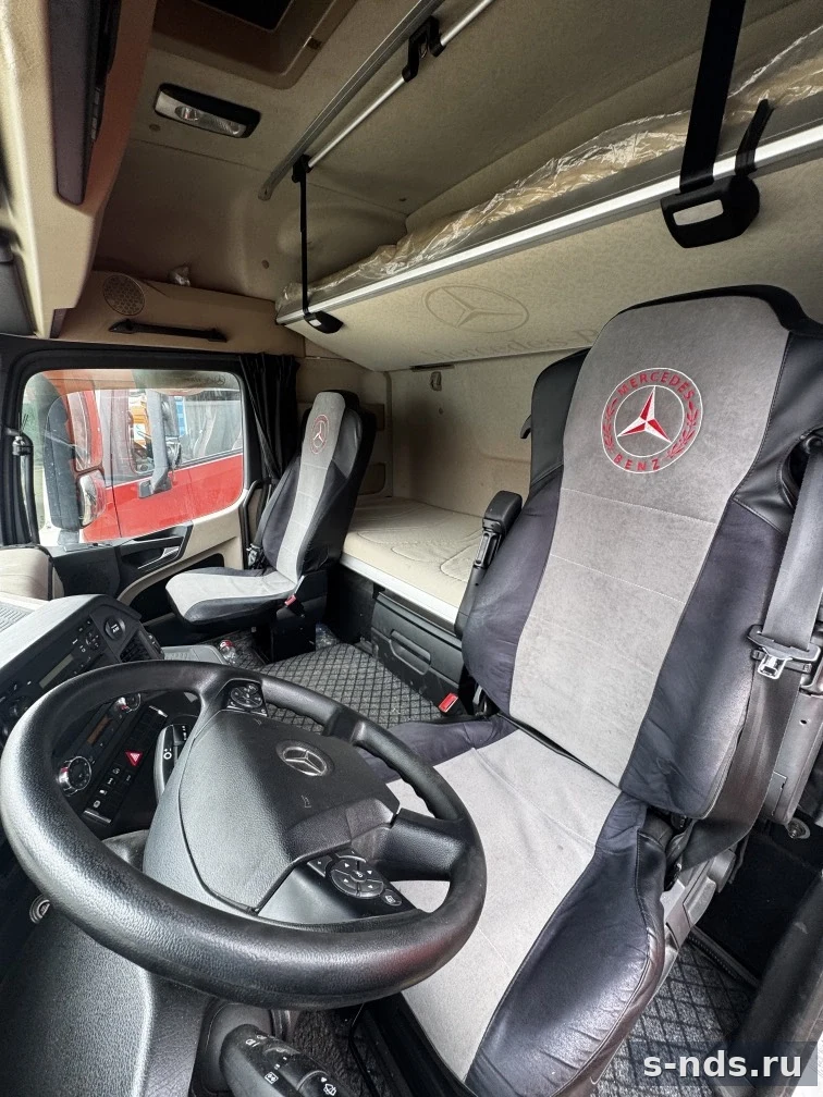 MERCEDES-BENZ