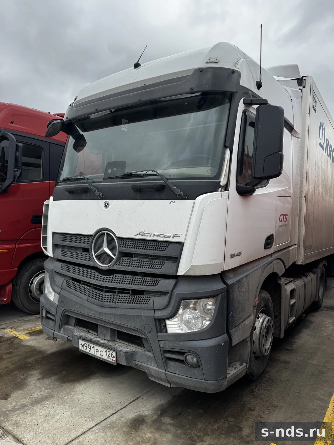 MERCEDES-BENZ