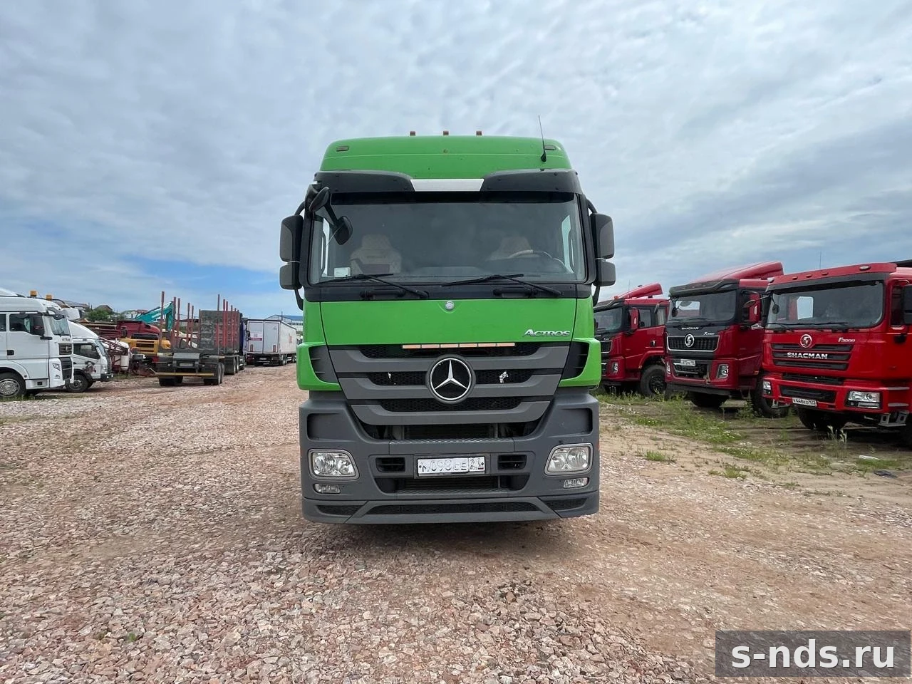 MERCEDES-BENZ