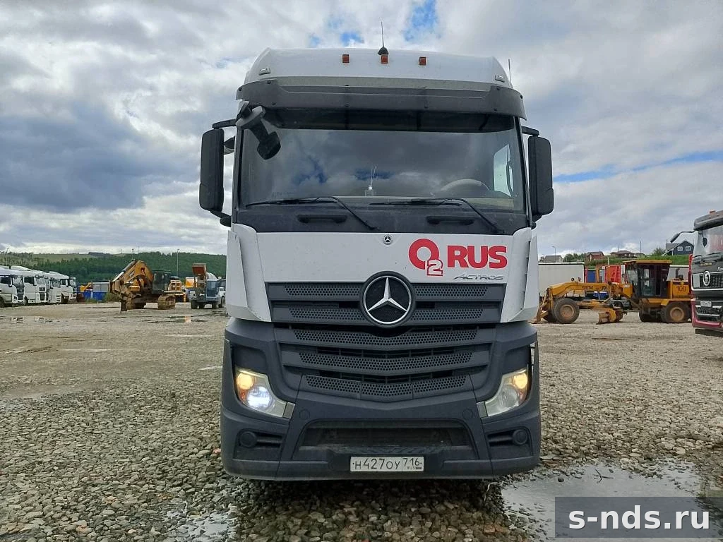 MERCEDES-BENZ