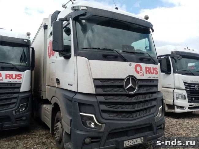 MERCEDES-BENZ