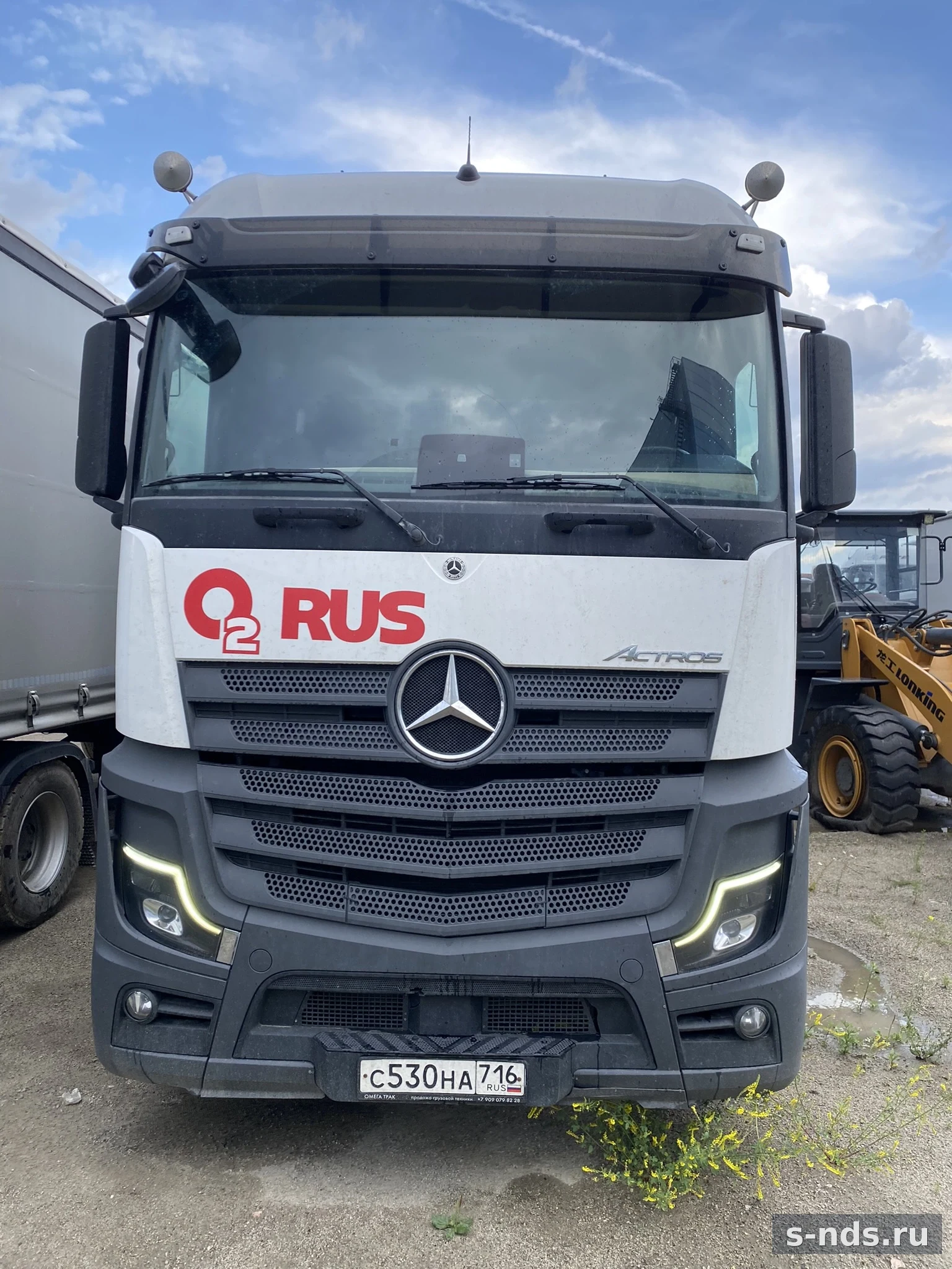 MERCEDES-BENZ