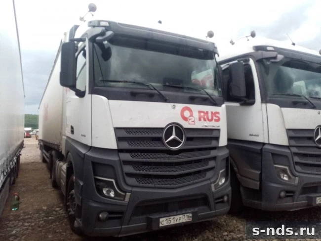 MERCEDES-BENZ