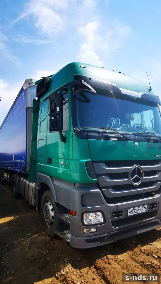 MERCEDES-BENZ